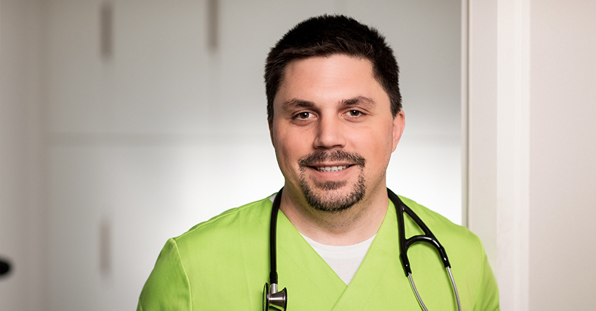 Facharzt für Allgemeinmedizin · Notfallmedizin · Fliegerarzt (</span><span>Aeromedical Examiner)